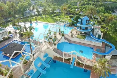 Image de Loft Benalbeach avec vue mer