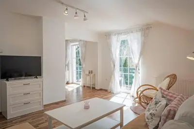 Image de Maison de vacances non loin du GroĂźer Ă–tscher avec un balcon et une vue fantastique