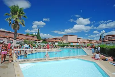 Image de Maison à 250m de la plage | Accès Piscine + Climatisation