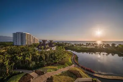 Image de Superbe suite principale de 1 ou 2 chambres dans les complexes Vidanta