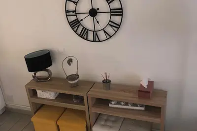 Image de Maison 8 personnes avec jardin clos, 10\/15 mn Ă pieds centre ville