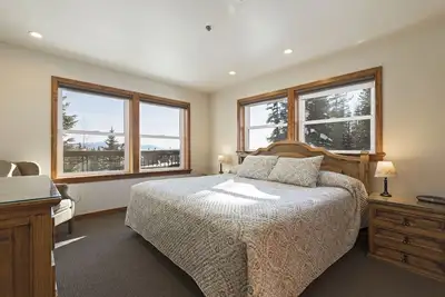 Image de Certains des meilleurs accès directs au ski sur la montagne! ! 2 chambres avec de belles vues sur la vallée! !