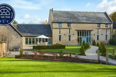 Image de Conversion de grange Cotswold classée luxe Ii ~ 12 personnes