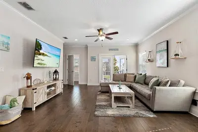 Image de Walk Everywhere ★ Spacious, Amazing, Clean Retreat ★ Luxury Beach Townhome