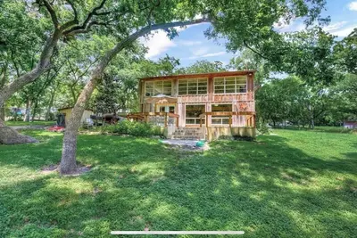 Image de River Front House pour 25 personnes