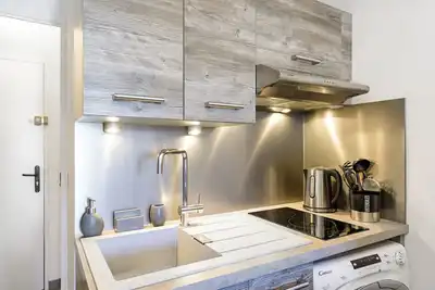 Image de Rbnb, Appartement 15 min Disneyland 30 min Paris en Rer A, centre ville, parking