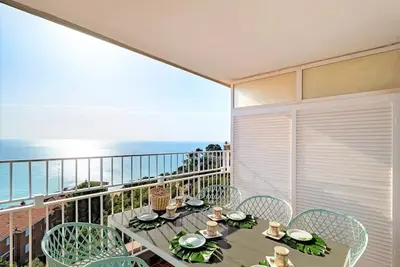 Image de Liana Seaview & Beach - appartement, 3 chambres, 2 salles de bain, balcon, wifii