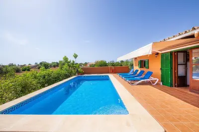 Image de Avec piscine dans un cadre tranquille - Villa Ses Salines