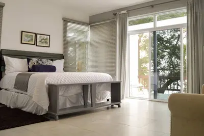 Propriété de 2 chambres en bord de mer à Westmoreland