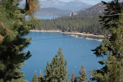 Image de Tahoe Retreat: confortable, privé, entièrement équipé, une vue imprenable