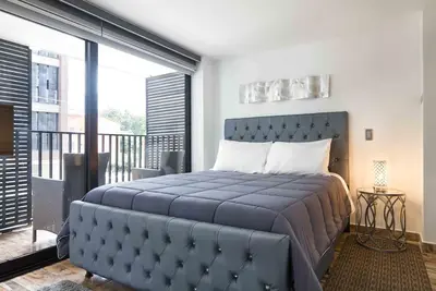 Image de Balcon 1 chambre Ac, bain à remous Poblado