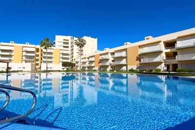 Image de Moura Praia G, Cd 130, pour 4 personnes