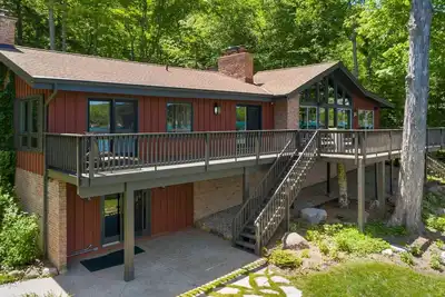 Image de * Nouveau * Belle maison du lac wallon près de Boyne City! !