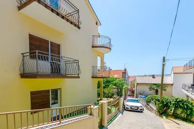 Image de Appartement de deux chambres avec le balcon et la vue sur le mer Crikvenica (A-17497-a)