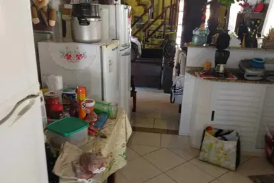 Image de Maison de saison avec verger, près de la plage de Boraceia dans une communauté fermée