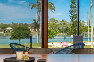 Image de Appartement avec vue sur la rivière