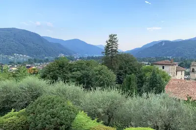 Image de Temporary Home with lake view, relaxation in the Ticino sun.