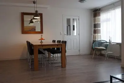 Image de Appartement spacieux pour 10 personnes - à 100 mètres de la plage à Bergen aan Zee