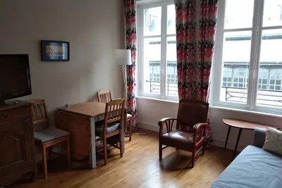 Image de Appt ensoleillé, St Malo intra muros, plage et commerces à pied, 2 chambres Wifi