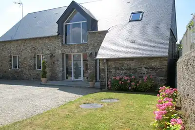 Image de Belle maison de vacances privée pour 6 personnes avec Wifi, Tv, terrasse, animaux admis et parking