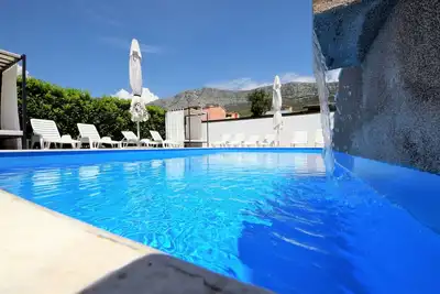 Image de Belle maison de vacances privée avec Wifi, piscine privée, climatisation, Tv, terrasse et parking
