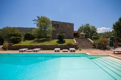 Image de Relax at the Swimming Pool by Wonderful Italy