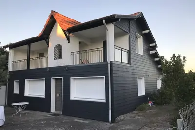 Image de Villa 114m2 -3 étoiles - 6 pers. +1 enfant. A 5 mn à pieds de l’océan.
