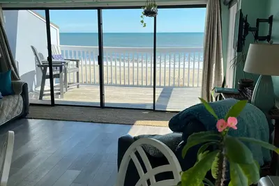 Image de Condo de coin spectaculaire en bord de mer Sea Colony Carolina Beach avec piscine 🦀🐠
