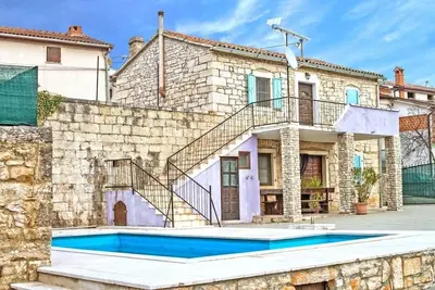 Image de Maison pour la famille avec la piscine Frankovići, Sredisnja Istra (K-16569)