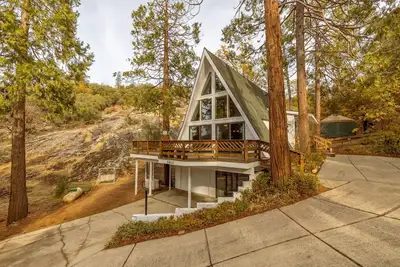 Image de Cozy A Frame Cabin, Bass Lake, Ca