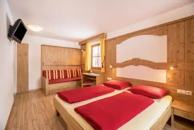 Image de Appartement de vacances \"Hollenze - Gruberhof\" avec Wi-Fi, balcon et vue montagne
