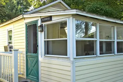 Image de Location au bord du lac confortable pour deux