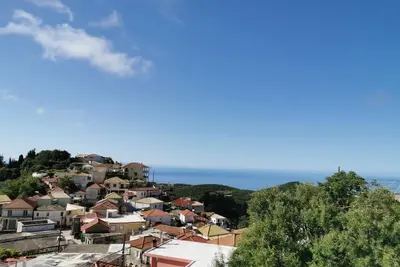 Image de Maisonnette avec vue imprenable à Parga