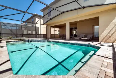 Image de ** Offre SPÉCIALE 2020 ** Fabuleux bijou / villa / piscine / spa / salle de jeux / étape au club-house