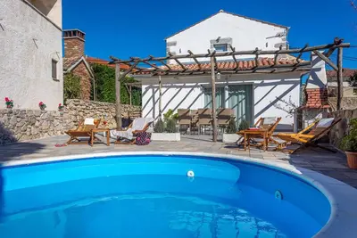Image de Maison de vacances sur un terrain de jardin