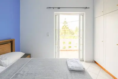 Image de Appartement Blue & White lux, à seulement 50 mètres de la plage!