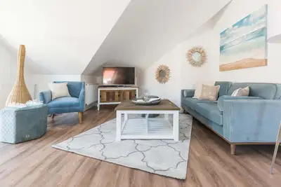 Image de Sandburg attic apartment in the Baltic seaside resort of Wustrow