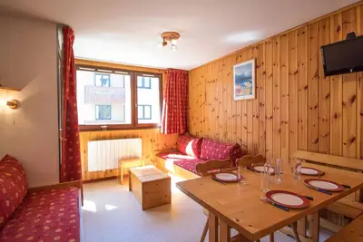 Image de Appartement chaleureux à 300m des pistes, 5 personnes, balcon, draps, parking