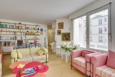Bastille - Modern Apt design with Ac & terrace 5 people