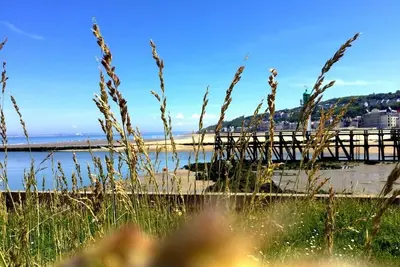 Image de Le Petit Phare Deauville vue mer