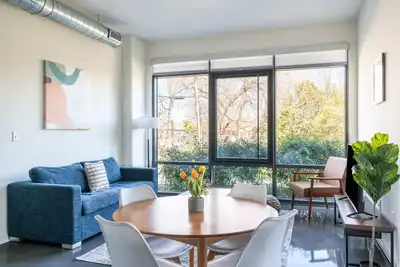 Image de Kasa | Alexandria | Alluring 2bd/2ba Apartment