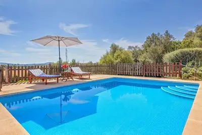 Image de Finca \"Es Turó Des Bessons\" avec vue panoramique et piscine