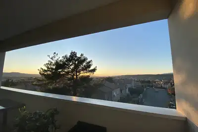 Image de Beau T3 Duplex climatisé avec vue panoramique sur le Luberon