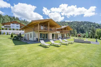 Chalet \"Gasserhof - B\" avec vue sur les montagnes, jardin et Wi-Fi