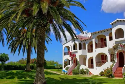 Appartement dans un complexe avec piscine - Girasol Garden Superior 2 C