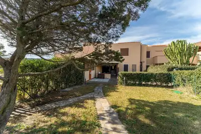 Image de Maison à 100 m de la plage de La Pelosa avec jardin et terrasse