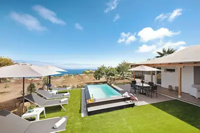 Image de Magnifique \"Casa Adayeim 1\" avec piscine, Wi-Fi, terrasses, vues sur la mer et les montagnes