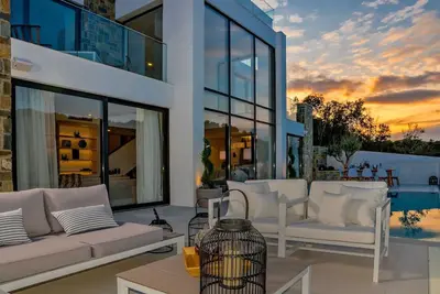 Image de Spectacular Korcula Villa | 4 Bedrooms | Villa Korcula Grandeur | Private Infinity Pool & Stunning Sea Views | Zrnovo