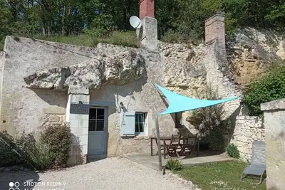 Image de Gite troglodyte A fleur de pierre