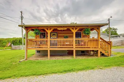 Image de Nouveau! Cabane accessible en fauteuil roulant sur le lac Cherokee!